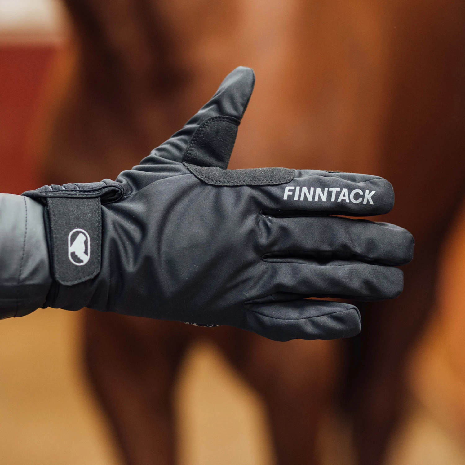 Finntack Pro Softshell Gloves 1 Finntack Pro Softshell Gloves