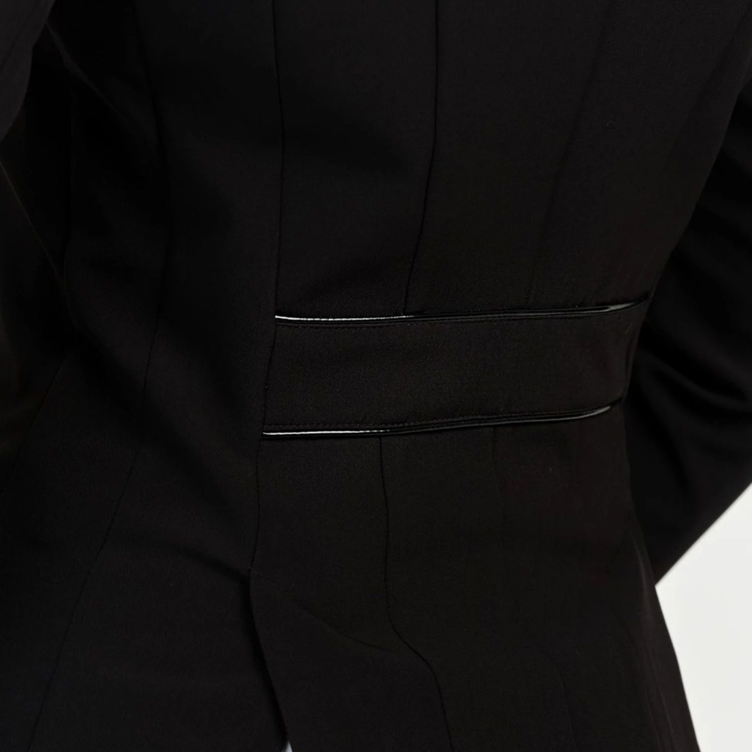 Cavalliera Mademoiselle Riding Show Jacket 3 Cavalliera Mademoiselle Riding Show Jacket - Image 3