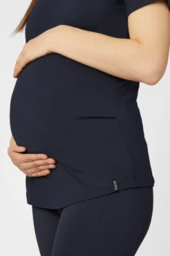 Horze Lily Maternity Functional T-Shirt 19 Horze Lily Maternity Functional T-Shirt -Equestrian Supplies 33702 VDB 5