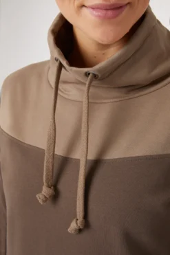 Horze Jade Women's Sweatshirt With High Collar 25 Horze Jade Women's Sweatshirt With High Collar -Equestrian Supplies 33709 FRBR CMBR 5