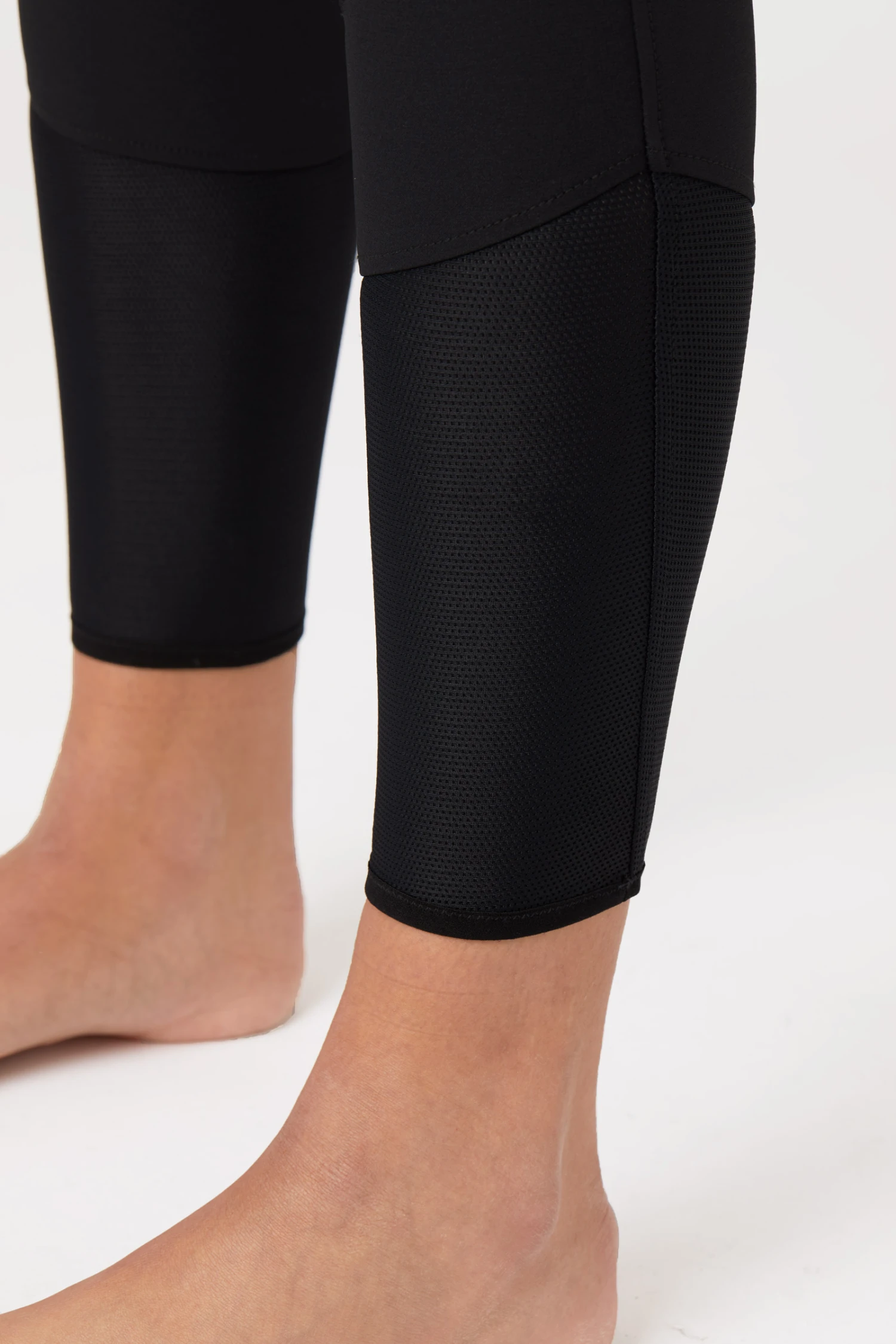 Horze Angelina Women's Lightweight Stretch Leather Knee Patch Breeches 6 Horze Angelina Women's Lightweight Stretch Leather Knee Patch Breeches - Image 6